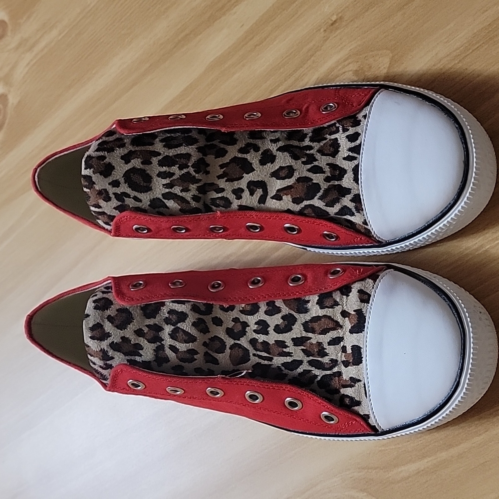 Jolimall red and leopard shoes
